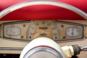 Immagine 10/40 di Borgward Isabella Coupe-Cabriolet (1961)