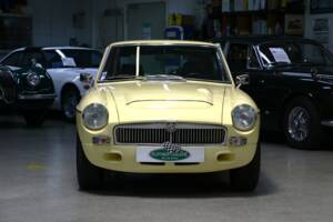 Image 1/34 de MG MGB GT (1966)