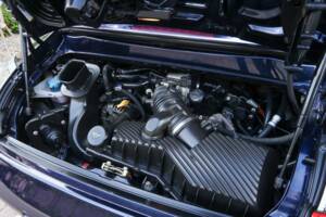 Image 4/50 of Porsche 911 Carrera 4S (2004)