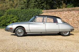 Bild 20/50 von Citroën DS 20 (1974)