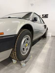 Imagen 2/4 de Ferrari Mondial 8 (1982)