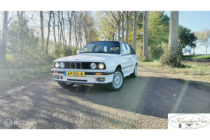 Afbeelding 1/36 van BMW 325ix Touring (1991)