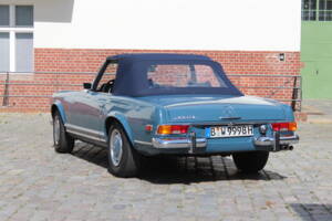 Image 12/83 of Mercedes-Benz 280 SL (1970)