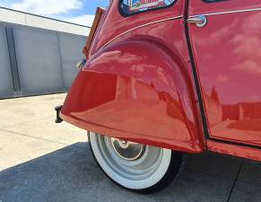 Image 17/34 of Citroën 2 CV 6 Charleston (1981)