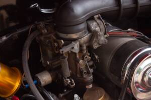 Image 41/50 de Volkswagen Karmann Ghia 1600 (1972)