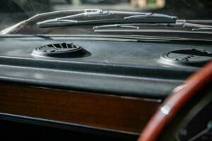 Image 33/45 of Alfa Romeo 2000 GT Veloce (1975)