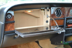Imagen 36/50 de Rolls-Royce Silver Shadow II (1978)