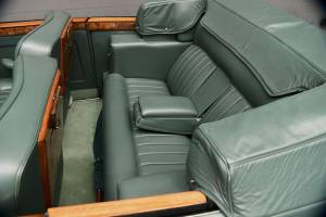 Image 29/50 de Bentley S3 Mulliner Park Ward DHC (1963)