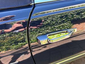 Image 10/50 of Mercedes-Benz 380 SL (1983)