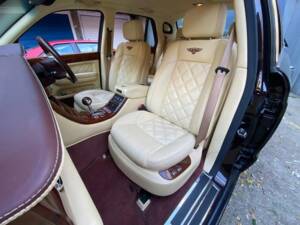 Afbeelding 28/50 van Bentley Arnage T (2002)
