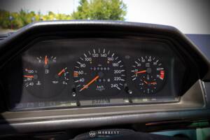 Bild 65/79 von Mercedes-Benz E 220 (1996)
