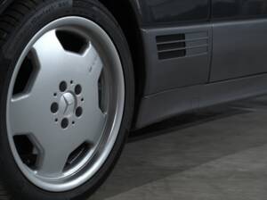 Image 10/56 de Mercedes-Benz 500 SL (1993)