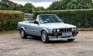 Immagine 1/28 di BMW 318i (1993)