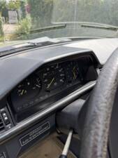 Bild 12/19 von Mercedes-Benz 200 D (1984)
