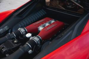 Image 13/15 of Ferrari 458 Italia (2010)