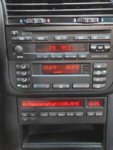 Bild 13/18 von BMW 320i (1998)