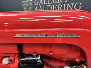 Image 18/50 of Porsche-Diesel Super Export 329 (1962)