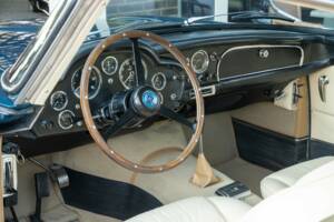 Afbeelding 3/50 van Aston Martin DB 4 Vantage (1962)