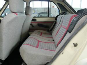 Image 38/42 of Citroën Visa GTI (1985)