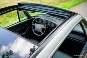 Image 44/63 of Porsche 911 Carrera (1996)