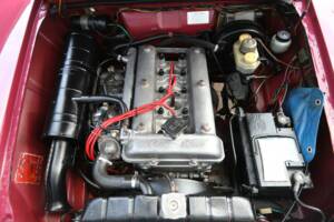 Image 7/50 de Alfa Romeo Giulia Nuova Super 1300 (1975)