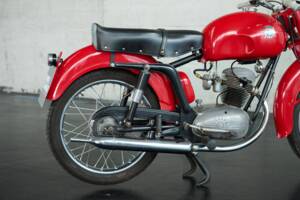 Image 22/28 of MV Agusta 125 TR (1958)