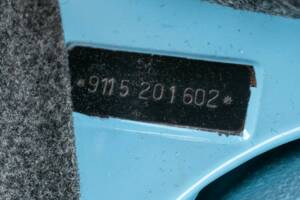 Image 23/50 of Porsche 911 Carrera RS 2.7 (Touring) (1975)