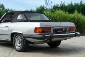 Image 18/50 de Mercedes-Benz 450 SL (1977)