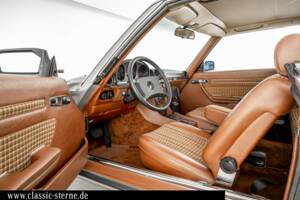Image 12/15 of Mercedes-Benz 500 SLC (1980)