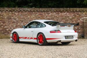 Immagine 25/50 di Porsche 911 GT3 RS (2004)