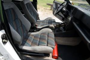 Image 39/47 of Lancia Delta HF Integrale (1988)