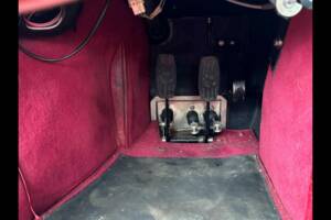 Bild 23/24 von AC Cobra 289 (2001)