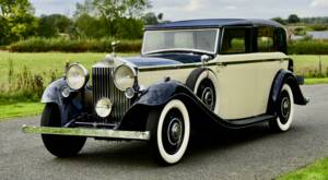 Image 9/50 of Rolls-Royce 20&#x2F;25 Sedanca de Ville (1934)