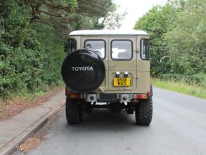 Bild 5/15 von Toyota Landcruiser FJ 45 (1984)