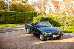 Image 25/49 of BMW 328i (1998)