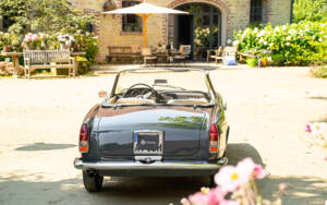 Image 8/77 of Alfa Romeo 2600 Spider (1963)