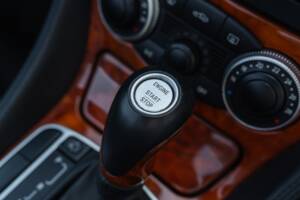 Image 46/86 de Mercedes-Benz SL 500 (2002)