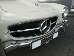Image 22/27 of Mercedes-Benz 190 SL (1961)