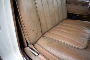 Image 22/50 of Rolls-Royce Silver Shadow II (1979)