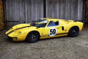 Image 1/31 of Ford GT40 (1965)