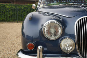 Image 39/50 of Jaguar Mk II 3.4 (1966)