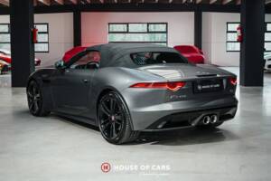Bild 9/25 von Jaguar F-Type S (2015)