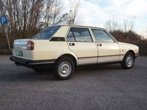 Image 11/50 of Alfa Romeo Giulietta 1.8 (1983)