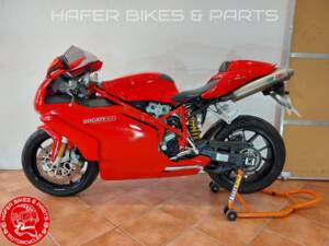 Image 3/5 of Ducati DUMMY (2005)