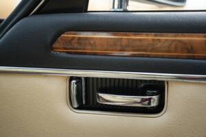Bild 46/50 von Daimler Double Six (1988)