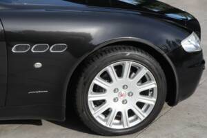 Image 20/50 of Maserati Quattroporte 4.2 (2007)