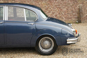 Image 7/50 of Jaguar Mk II 3.4 (1966)