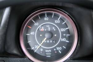 Bild 24/50 von Volkswagen Käfer 1303 LS (1974)