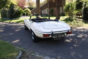 Image 39/50 de Jaguar Type E V12 (1972)