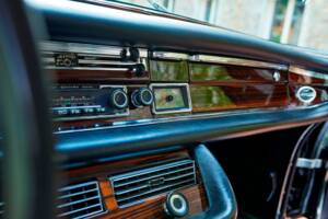 Imagen 170/199 de Mercedes-Benz 280 SE 3,5 (1971)